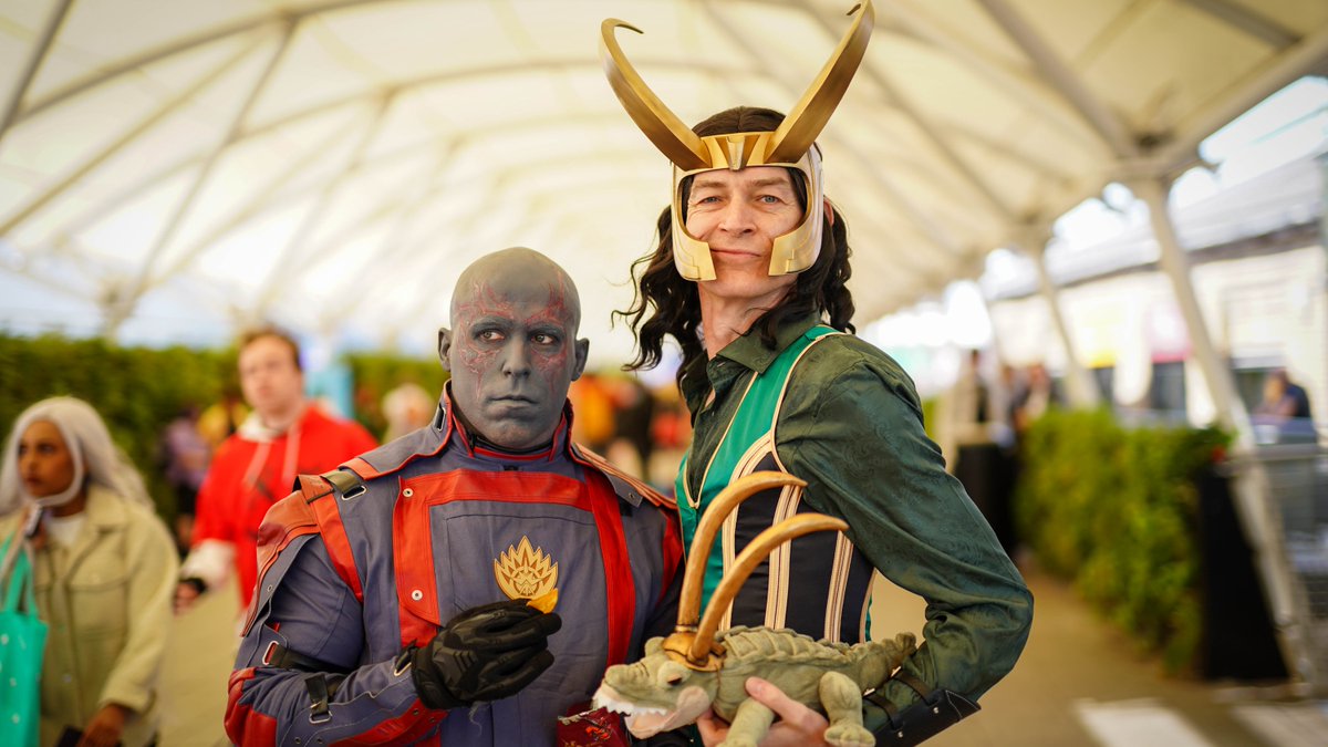 MCMComicCon's tweet photo. Happy Loki S2 day!! 💚

Comment if you're a variant ⬇️ https://t.co/YUcohLIlup