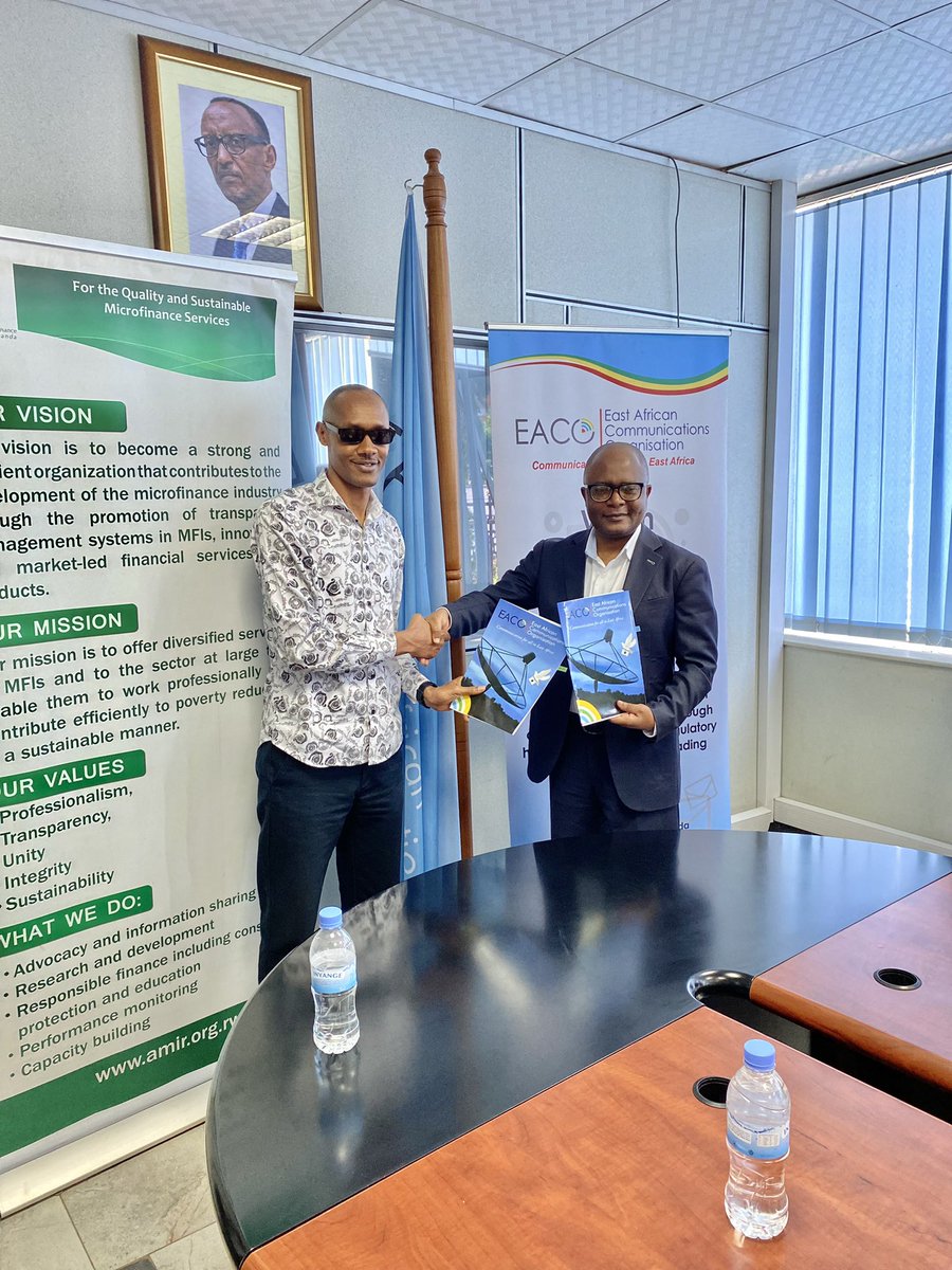 AMIR_Rwanda's tweet image. Today, AMIR AND @EacoInfo (East African Communications Organisation) signed an agreement MOU under the “ Smartphone for All Initiative”. The main objective is to develop and expand a framework of cooperation between the two parties. #SmartphoneforAll