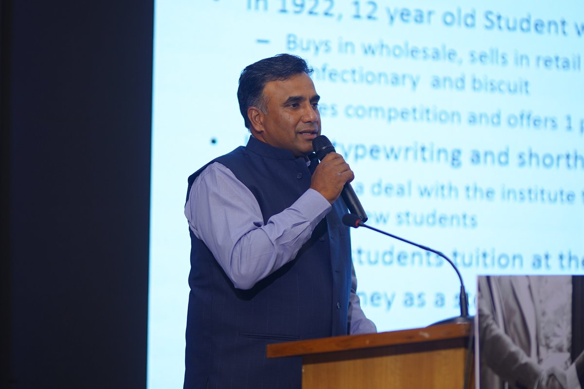 arjunranga's tweet photo. I was glad to speak at the TiE Mysuru 's Knowledge Series and share anecdotes and insights, from my grandfather's journals. His writings underline the importance of family, values, traditions, business ethics, and culture
#NRGroup #CyclePureAgarbathi #Cycle #Innovation #TiEMysuru https://t.co/g7xBUESzBE