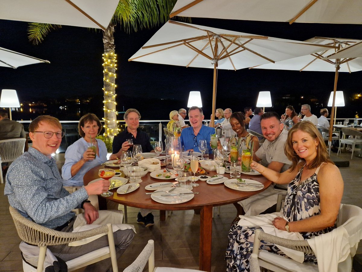 vivien_pt's tweet image. It's a wrap #ESRAsunny23. 🥳🙋🏼‍♀️ Huge thank you to our very enthusiastic faculty and participants for 5 brilliant days of discussions and lectures.
And thank you to @ConradAlgarve for giving everyone the perfect meeting experience.
See you next year #ESRAsunny24, 7th-11th Oct 24 ☀️