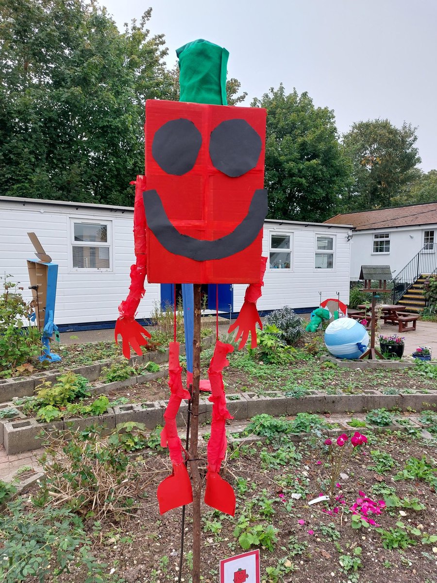 steephillonline's tweet photo. Mr Men scarecrows adorning the quiet area for our Harvest Festival Service https://t.co/BHq7eLTeAF