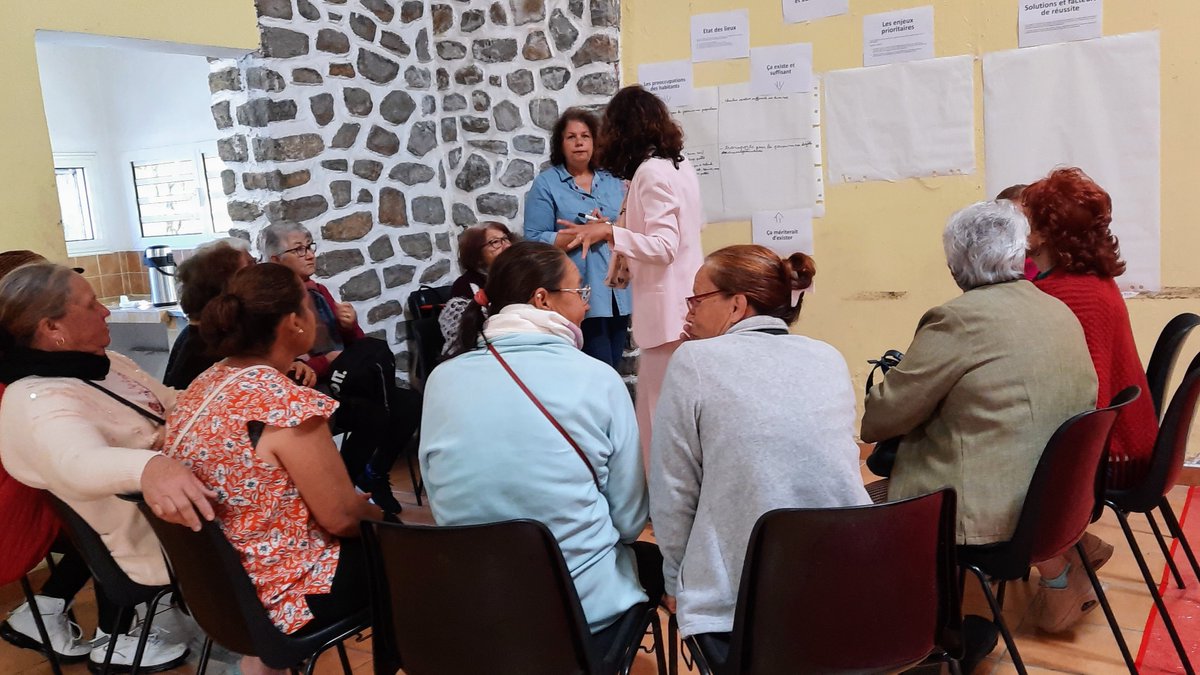 Avec l'équipe du CCAS de Cilaos, nous avons animé un forum de concertation au coeur de l'île pour définir les priorités du cirque en terme d'accompagnement social.

🙏Merci à toute l'équipe qui a permis de mener à bien cette concertation.

#concertation #politiquepublique