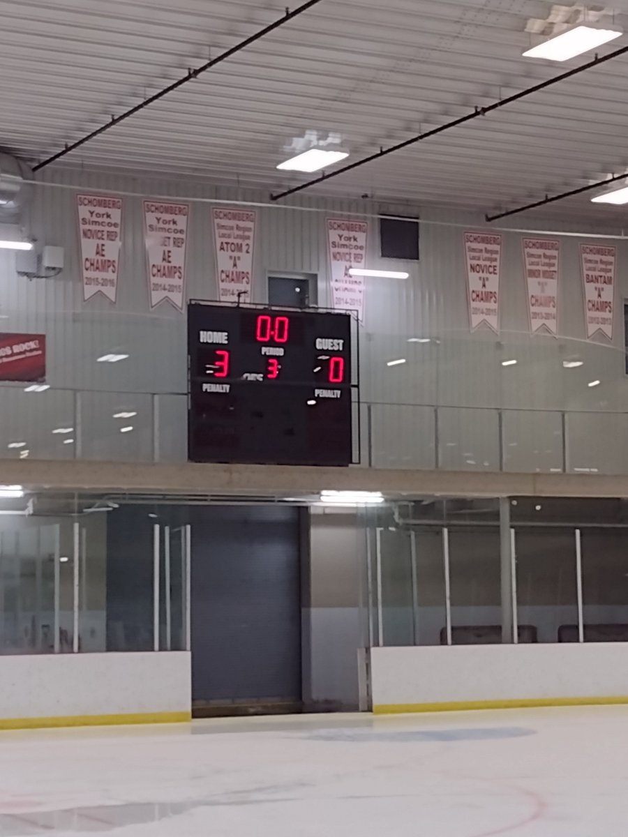 Sch_Cougars's tweet photo. Cougars take this game over Midland after heavily outshooting their opponent. Way to go boys.  No rest in between as the Cougars will head north tonight for a match in Penetang. #couglife https://t.co/ZovRG3dBmY