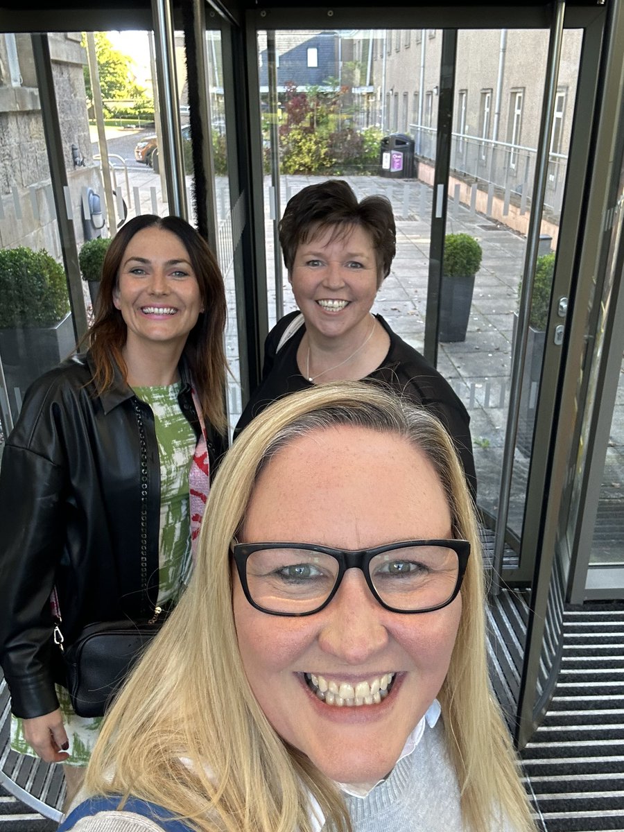 SportUHIMoray's tweet photo. Heading off to our favourite event of the year - Graduation 🎓 Congratulations to all of our AMAZING sports students walking across the stage today. We’re extremely proud of you all 😃🙌🏻🙌🏻 https://t.co/mD3ZNQRRjg