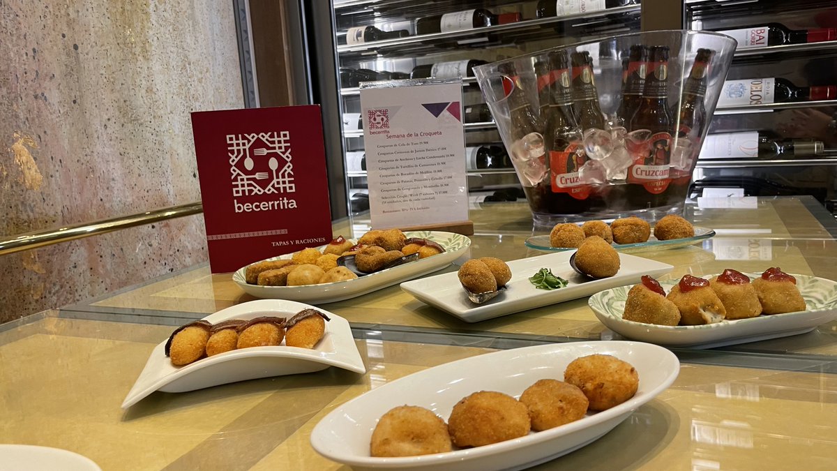 Rbecerrita's tweet photo. 👌 Nada mejor para acompañar nuestras #croquetas que una #cerveza Cruzcampo Especial, un año más patrocinador de la #CroqueWeek2023 🍻
📍 #RestauranteBecerrita.
📞 Reservas: 954 412 057
👉 https://t.co/BM8sMo5wCa
#SiempreDefrente #SiemprePorAgradar #restaurante #Sevilla #tapas https://t.co/DDUtVRJjYt