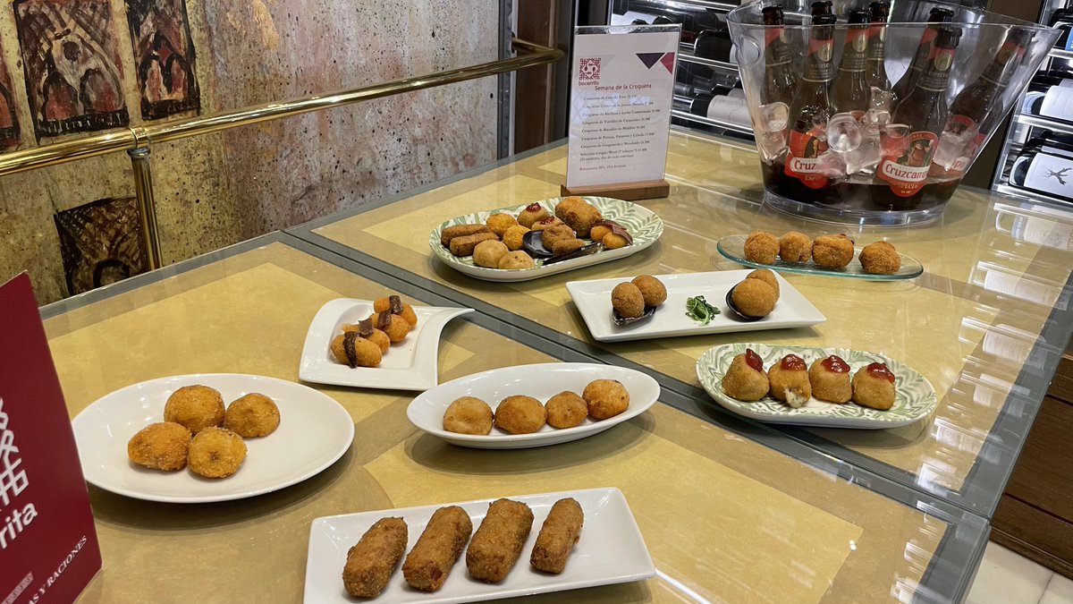 Rbecerrita's tweet photo. 👌 Nada mejor para acompañar nuestras #croquetas que una #cerveza Cruzcampo Especial, un año más patrocinador de la #CroqueWeek2023 🍻
📍 #RestauranteBecerrita.
📞 Reservas: 954 412 057
👉 https://t.co/BM8sMo5wCa
#SiempreDefrente #SiemprePorAgradar #restaurante #Sevilla #tapas https://t.co/DDUtVRJjYt