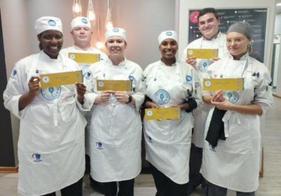 SandtonTourism's tweet image. tinyurl.com/yeyrbxd6 Nine teams have emerged victorious from the semi-final round of the RCL FOODS Young Chef &amp;amp; Baker Challenge. Well done to everyone. @StratPR #youngchefs #youngbaker #baker #chef #winners