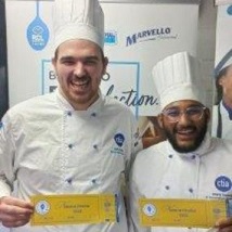 SandtonTourism's tweet image. tinyurl.com/yeyrbxd6 Nine teams have emerged victorious from the semi-final round of the RCL FOODS Young Chef &amp;amp; Baker Challenge. Well done to everyone. @StratPR #youngchefs #youngbaker #baker #chef #winners