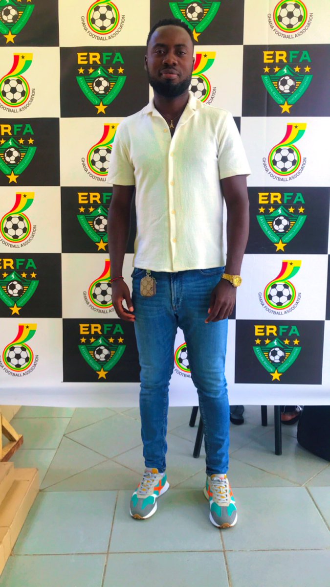 EricDonkor_31's tweet photo. Journey of a Humble Servant 👏🏾 #ERFA Congress #PassionandPurpose #ED11👑 https://t.co/9CkgPZxt7z