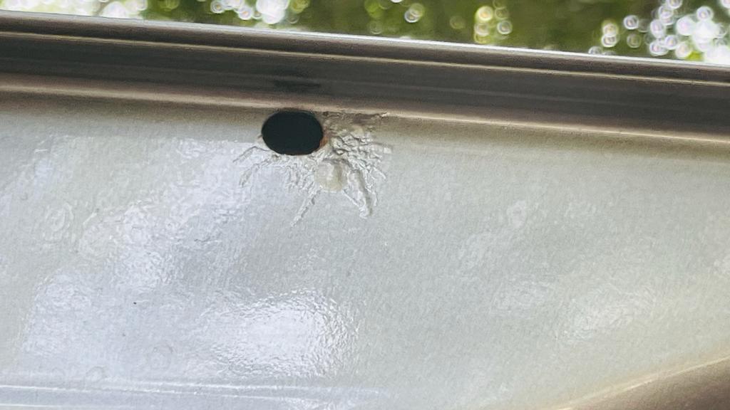 UpenderRat19904's tweet photo. Very pathetic experience at @KiaInd. Bought Sonet HTK+ from Dhingra Motors Gurugram. The car delivered to me is a faulty one &amp; I have been cheated by the company. The car started getting multiple problems like rusting at multiple places that is tailgate, B pillar, under bonnet &amp; https://t.co/0YHmTbvSs4