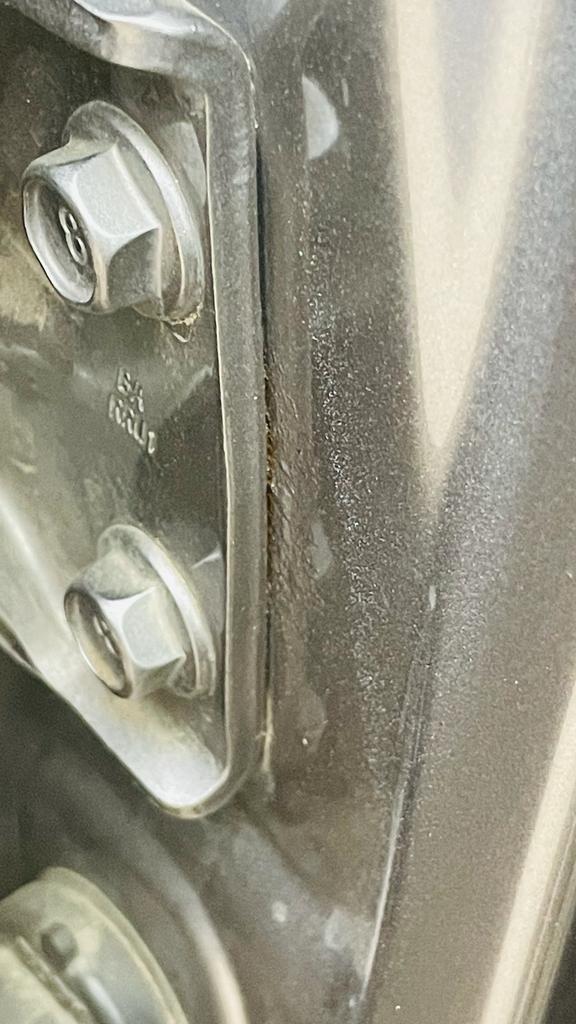 UpenderRat19904's tweet photo. Very pathetic experience at @KiaInd. Bought Sonet HTK+ from Dhingra Motors Gurugram. The car delivered to me is a faulty one &amp; I have been cheated by the company. The car started getting multiple problems like rusting at multiple places that is tailgate, B pillar, under bonnet &amp; https://t.co/0YHmTbvSs4