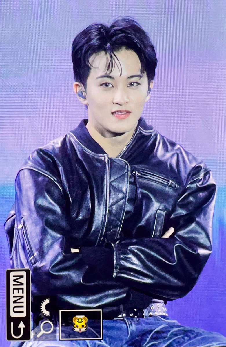 BeMyCat_0802's tweet photo. 231006 NCT127 SHOWCASE 

#마크 #이마크 #MARKLEE #MARK 
#NCT  #NCT127 https://t.co/x1eZNdt9up