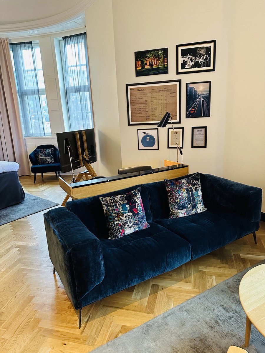 What an interesting design, the Shower has a Bath inside it, gorgeous home for the next few nights #Amerikalinjen #Oslo  #Norway