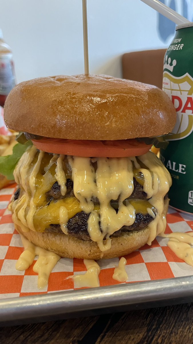 BurgerTours tweet media