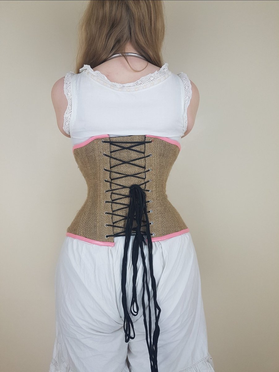 damnedcorsets's tweet photo. Custom Made for you, this Hessian Short Line Underbust with Pink Trim only £95.99

At:

https://t.co/WXk8mkrJf9 https://t.co/L8IODvSueV