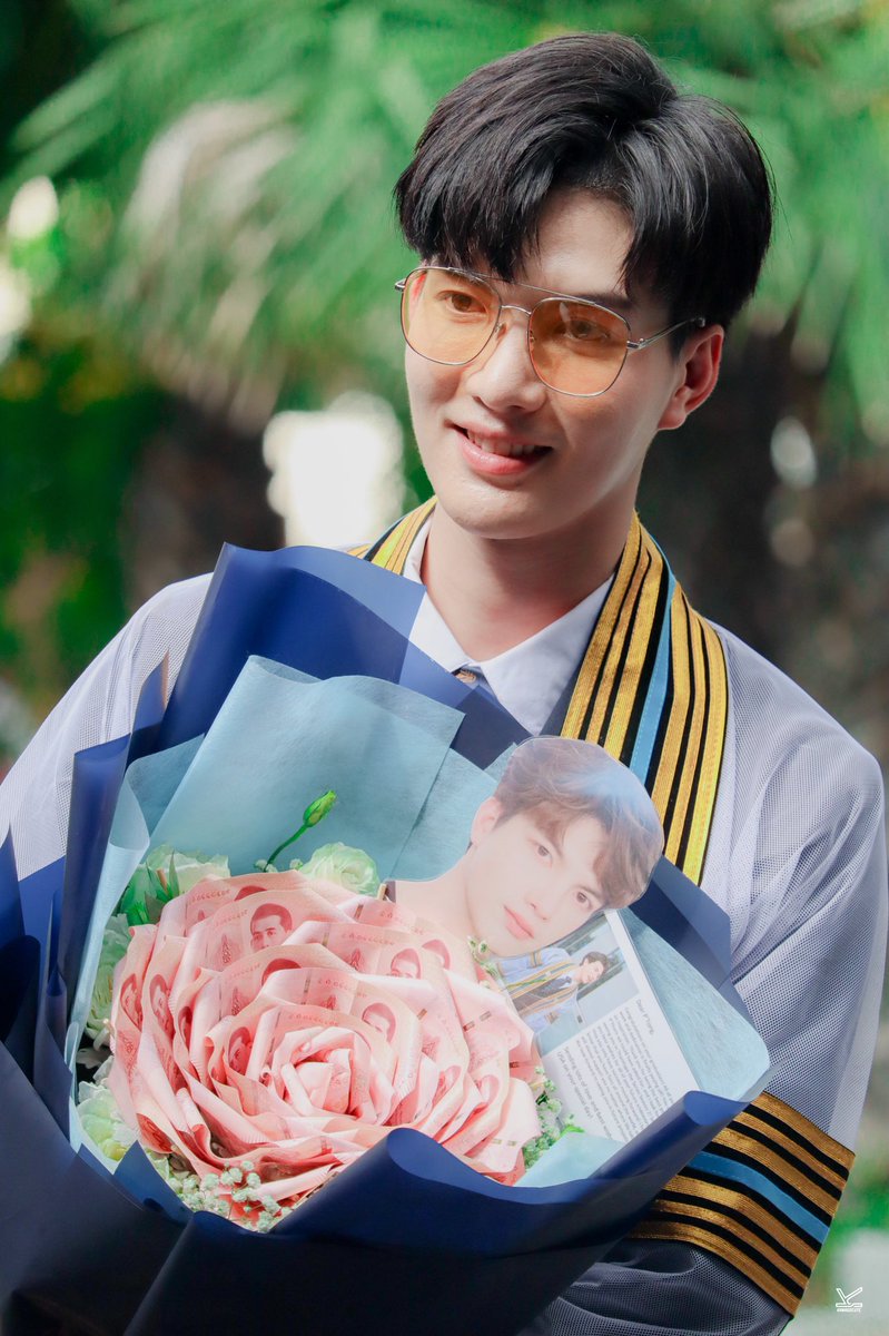 kanasocute's tweet photo. 2020 2023
• ยินดีกับการเติบโตของพี่ต๋องในทุกๆครั้งเลยนะคะเก่งมากๆ พี่น่าจะเป็นแรงบันดาลใจให้กับใครอีกหลายๆคนเลย ขอให้พี่ต๋องมีความสุขกับทุกอย่างที่ได้ทำในตอนนี้และในอนาคตน้า💖
#TongGraduate
#tongthk @tongthk https://t.co/I71lrzKTIG