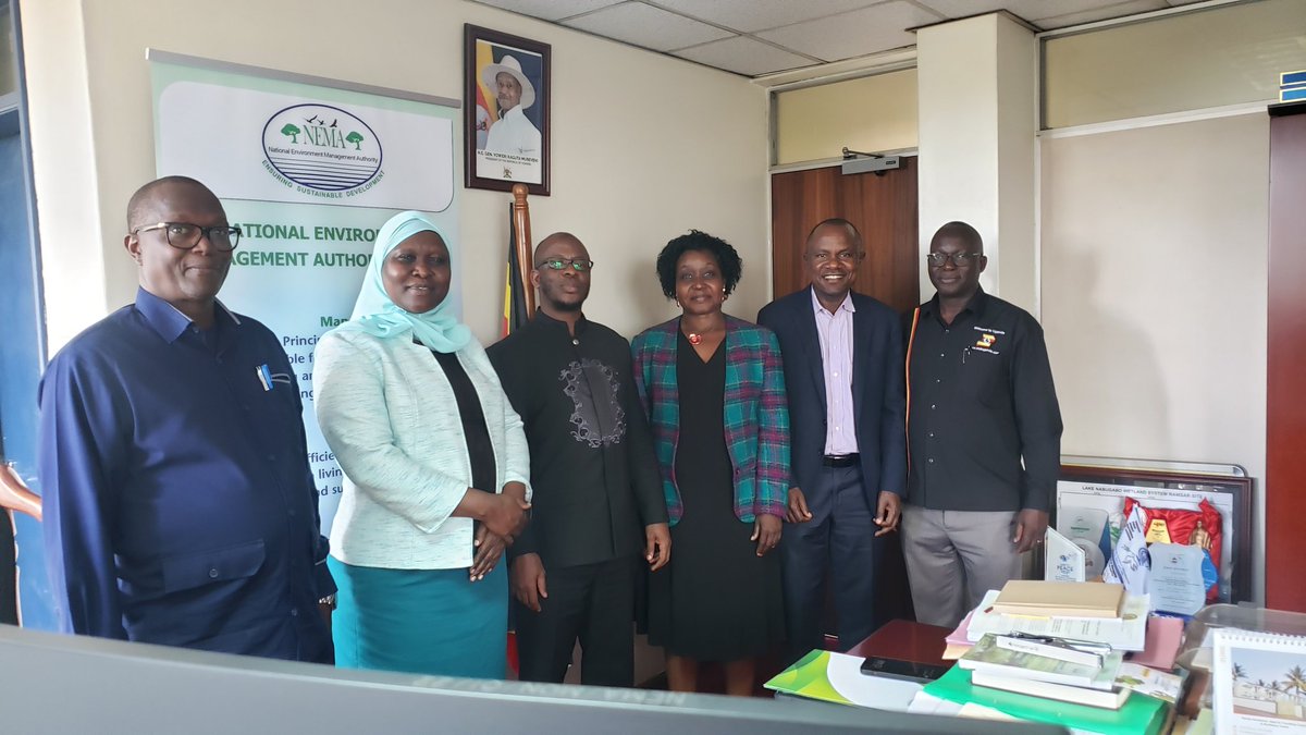 nemaug's tweet image. Earlier today Dr. @ABarirega hosted heads of Key Lead Agencies in Env Mgt in Ug, namely;  ED of @ugwildlife Mr. Samuel Mwandha, ED of @NFAUG  Mr. Tom Okello and Ms. Lucy Iyango of @min_waterUg. The team discussed mechanisms of strengthening environment conservation in Uganda.
