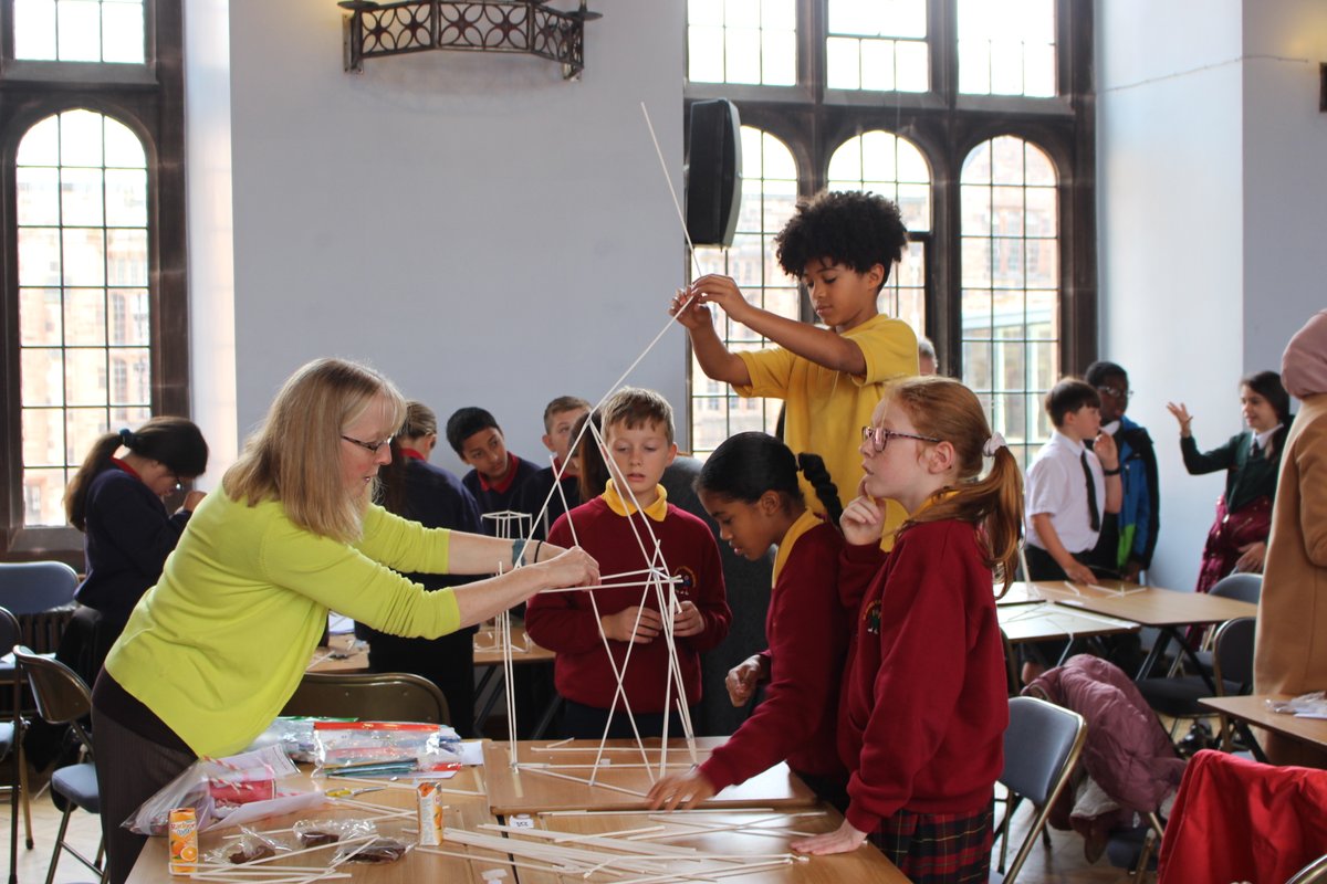 BoltonSch's tweet photo. Earlier in the week, 50 primary schools visited our Girls' Division @BoltonSch for a morning of STEM challenges - great fun and a great learning opportunity. Full story here: https://t.co/JvIfOB5IFW #STEM @BSGDoutreach #BoltonDiscover #BoltonMaths #BoltonDesignTech #BoltonScience @schoolstogether @GSAUK @HMC_Org @ISC_schools
