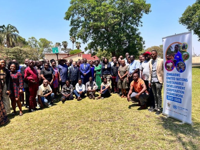 ItalyinZimbabwe's tweet photo. Italy 🇮🇹 at the forefront for the realization of #Agenda2030 for Sustainable Development and its 17  Goals. 
Fruitful workshop with @UNDESA &amp; #Zimbabwe Government on the Localization of #SDGs. Congratulations to Zimbabwe🇿🇼for the great work! https://t.co/rsnFhPWxZB