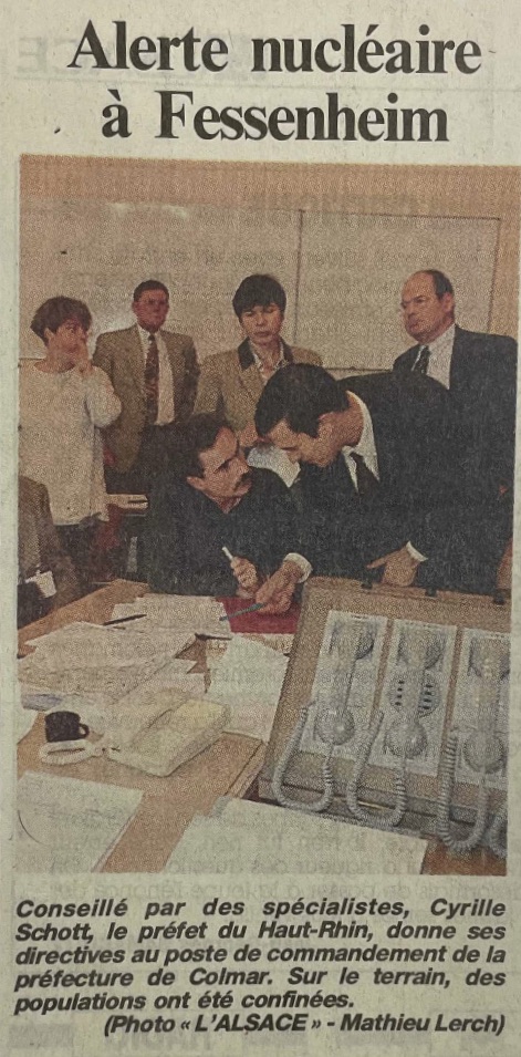 Il y a 28 ans jour pour jour, le 6 octobre 1995, la presse racontait un événement nucléaire que beaucoup ont oublié : confinement de l'école de Fessenheim, cellule de crise à la préfecture de Colmar, etc. Je vous raconte ? ⬇️ 1/11 #histoire #nucléaire #Fessenheim #Alsace
