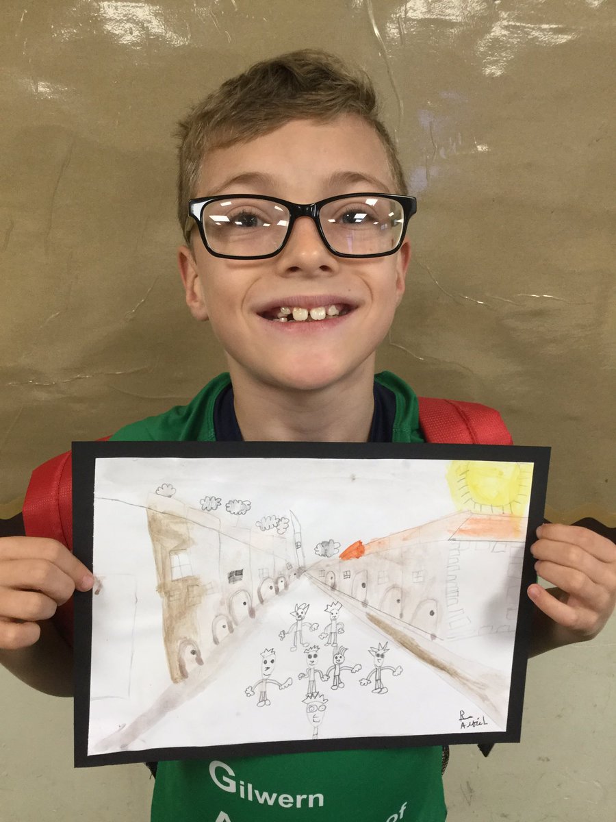 gilwern_school's tweet image. #GilwernYear5 have been creating perspective pictures this week. We have been inspired by the work of LS Lowry to create street scenes from a perspective point. #expressivearts #enterprisingcreativecontributors