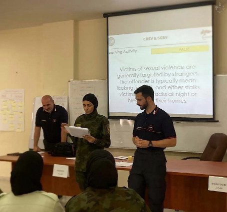 SM_Difesa's tweet photo. #Gerico

I #Carabinieri della missione #MIADIT Palestina 16 concludono il corso Gender Perspective dedicato a 22 discenti appartenenti alla Gender Unit della NSF, National Security Force

➡️ https://t.co/8vL4KNHAFY

#UnaForzaperilPaese #ForzeArmate🇮🇹
@_Carabinieri_ https://t.co/qKhNFlV2ur