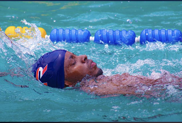Mak_sharks's tweet photo. Others sleep while others are flying into the weekend, one thing’s for sure we are diving tomorrow into the independence gala https://t.co/V4yD4MBGfg