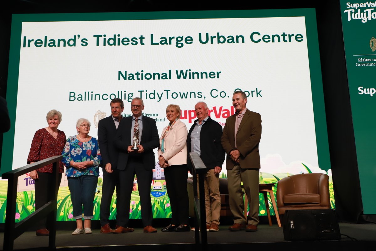 TidyTownsIre's tweet photo. Ireland's Tidiest Large Urban Centre for 2023 is Ballincollig, Co Cork!

Well done to everyone at @BallincolligTT!

#SuperValuTidyTowns23 #TidyTowns 
@SuperValuIrl https://t.co/z2eoo6T1bD