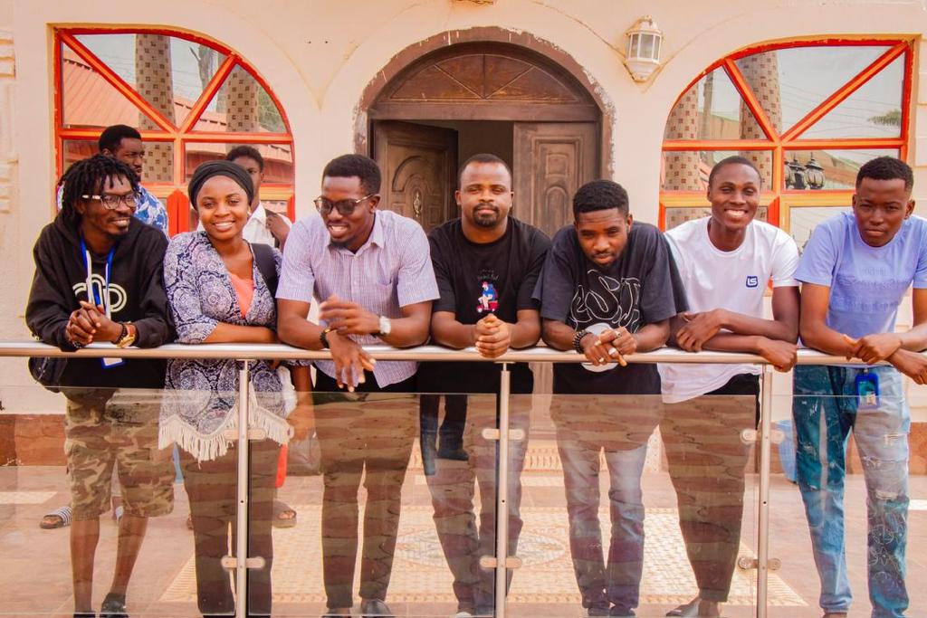 NXNETYNINE's tweet image. It&apos;s been one hell of a Journey. Nothing but thanks in my heart. From an ignorant youth to a budding Product designer. Big ups @code_plateau , big ups @DanganaFidelis @minatoraz @Kyenpiafavour @BatureNyiri @Princeponfa ,big ups to my 6.0 Family
Long live #codeplateau