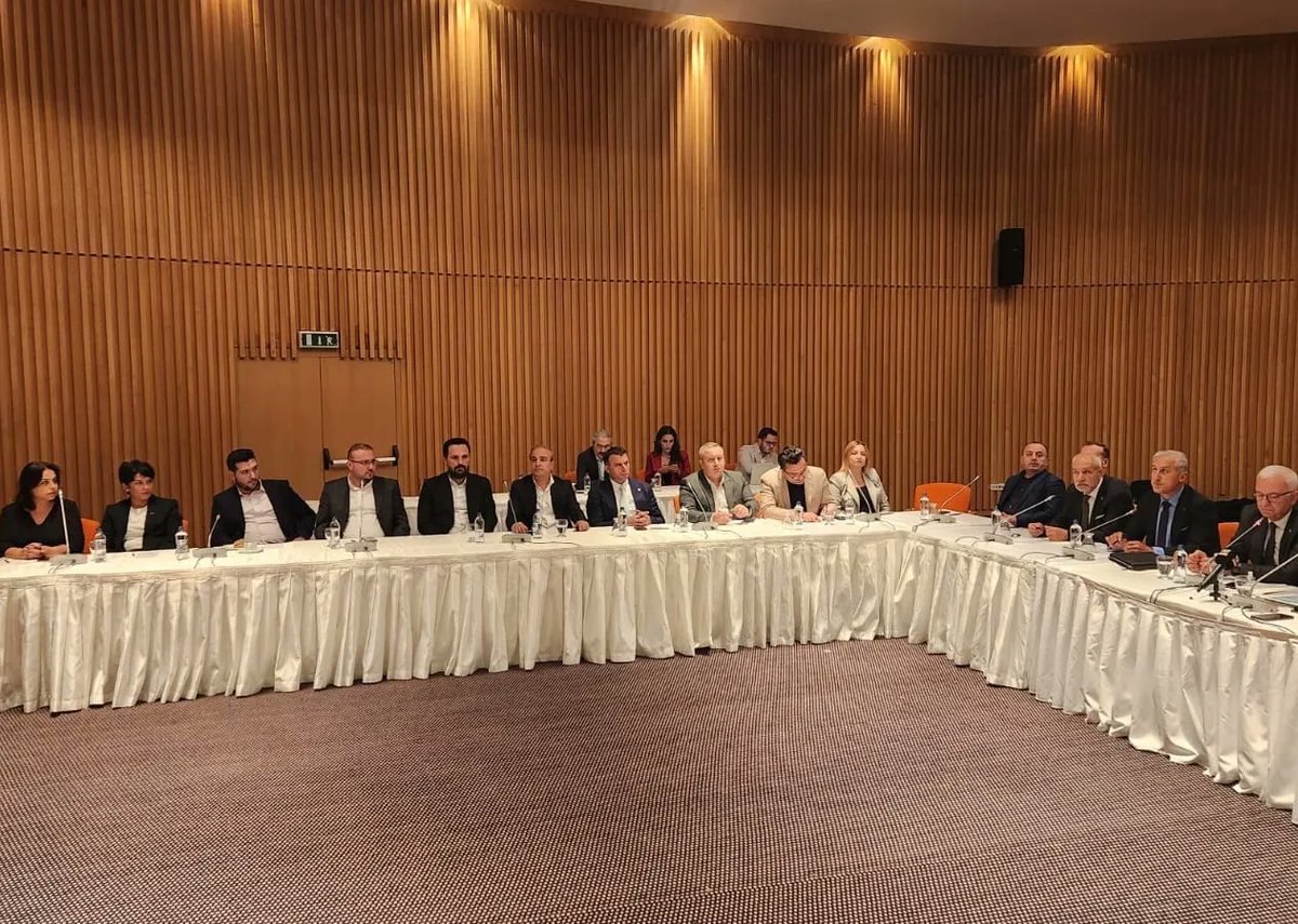 iosidorgtr's tweet photo. İOSİD Başkan Yardımcımız Sayın Kubilay YETİM, Genel Sekreterimiz Sayın Recep ÖZEN ve kıymetli üyelerimiz İDDMİB  (İstanbul Demir ve Demir Dışı Metaller İhracatçılar Birliği ) in davetlisi olarak  “TR-METALENDEKS”  basın toplantısına katılıldılar. https://t.co/B18eJjIoW3