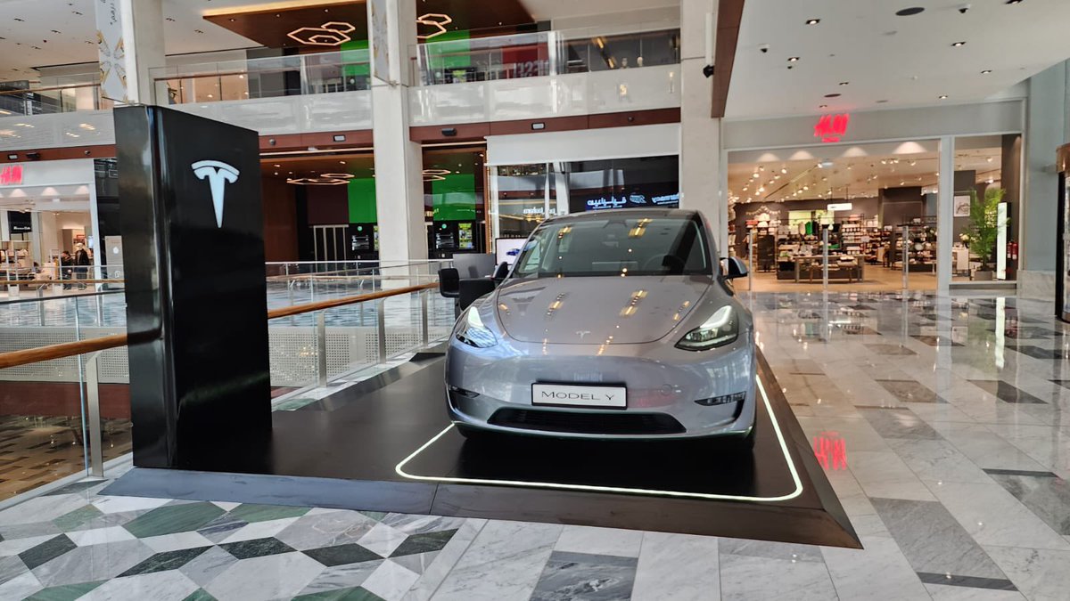 Tesla pop-up store at Galleria Mall, 
Abu Dhabi