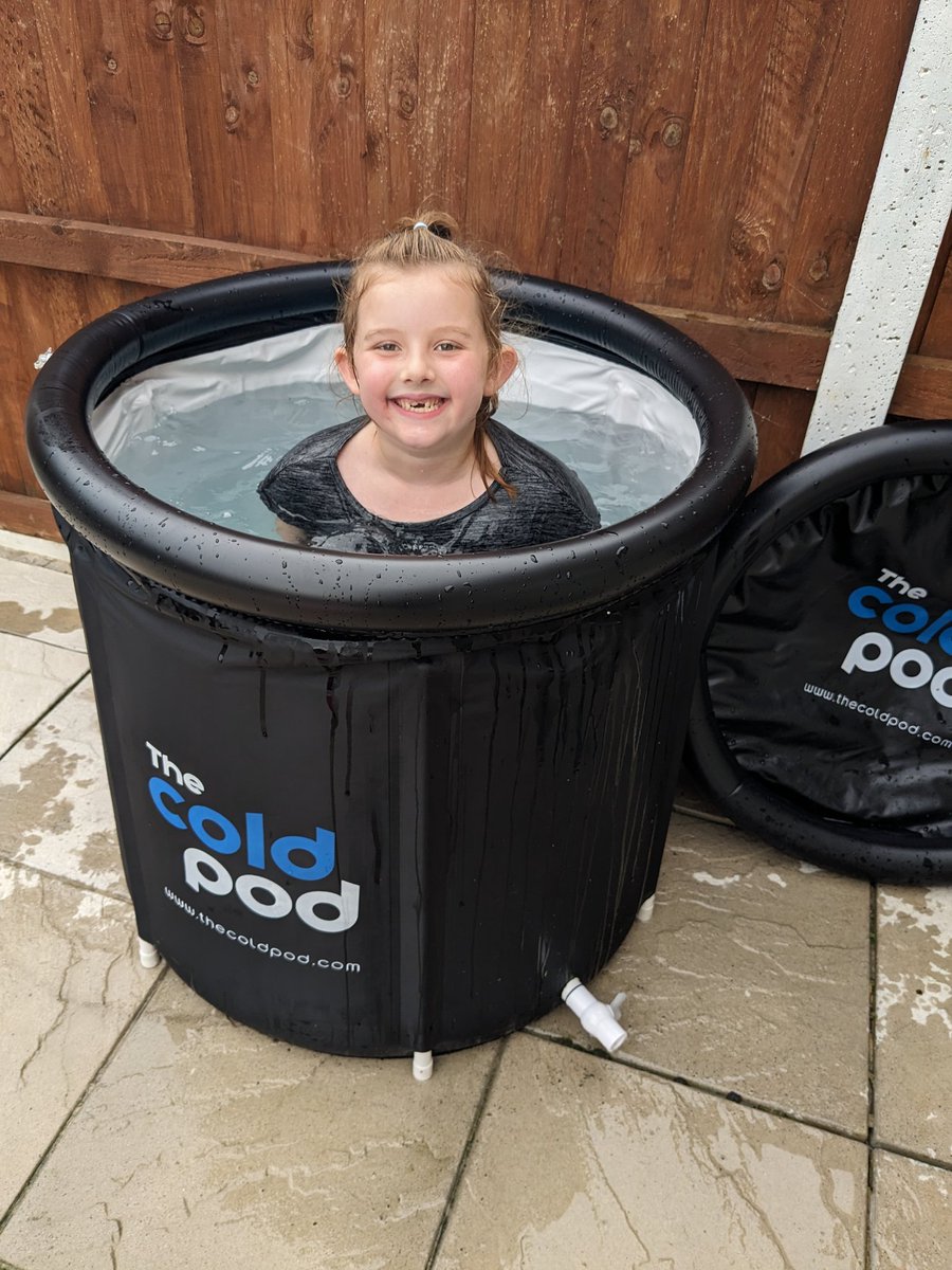 Harper_TCA's tweet photo. Proud to announce sponsored by @thecoldpod 🩵

I love a dip to recover and if your the same and want a #coldpod

Order yours using the code: AB10 
For 10% off! 🥶 https://t.co/giapkdPnh6
