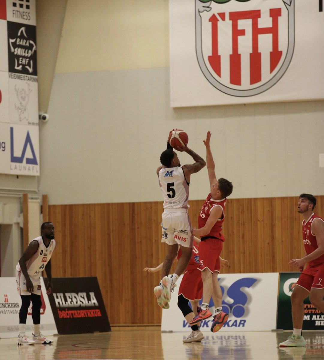 coachdcrayton's tweet photo. Congratulations to client Deontaye Buskey @buskey_boy21 on their first win of the season last night on the road in the Iceland Subway League. Deontaye finished the game with 28pts 6rbs 7ast. https://t.co/5eUAHj7VwS