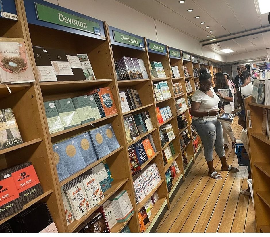 Logos Hope - The floating library.. Mombasa..
