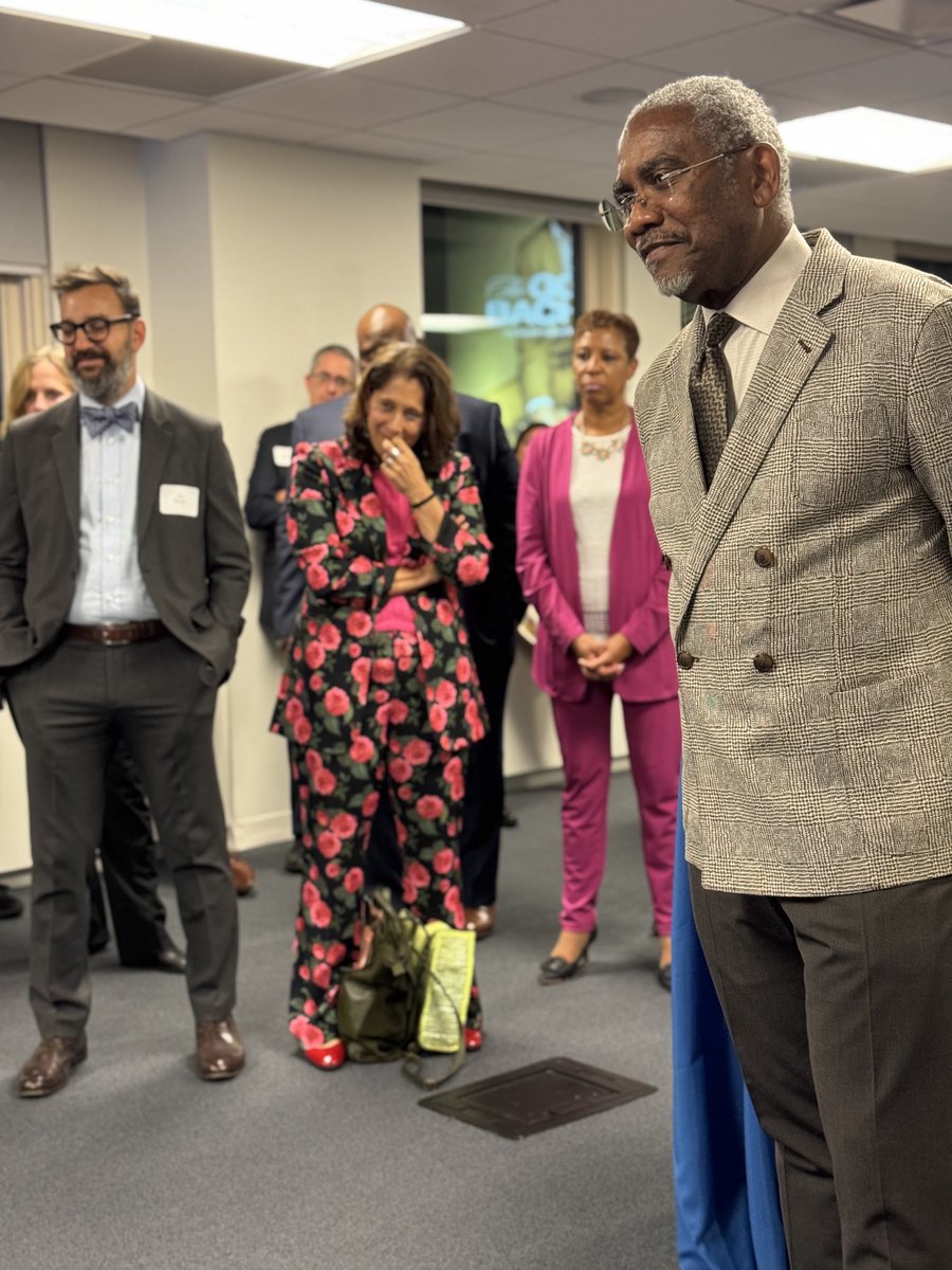 It was wonderful to be w/ former colleagues &amp; good friends, and listen to the irreplaceable ⁦<a href="/charlesbrangel/">Charles B. Rangel</a>⁩ and esteemed ⁦<a href="/RepGregoryMeeks/">Rep. Gregory Meeks</a>⁩ speak about leadership, legacy and loyalty.