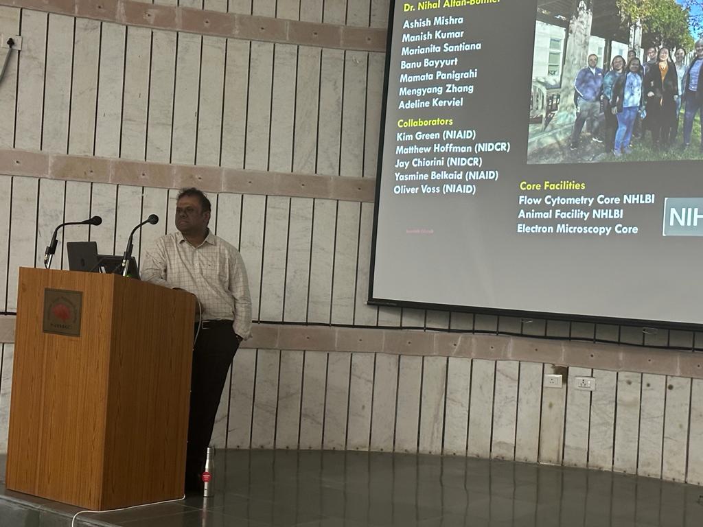 DBT_NBRC's tweet photo. Dr Sourish Ghosh, IICB Kolkata delivered a scientific talk on "#Enteric Viruses' Unconventional Transmission Tale".
#neuroscience #viruses #neurotalk #brainsciences
@urssahu @arpansview @GhoshRoyLab https://t.co/Gc35NBgSrE