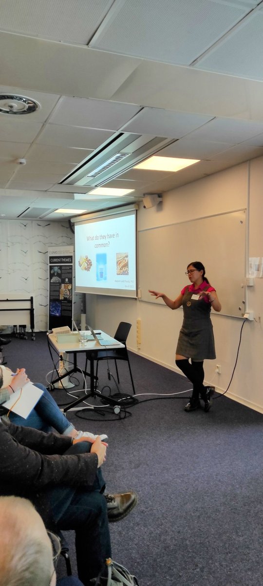 Had a blast talking about the different X-ray work I've done :) thanks a lot <a href="/LINXS_Sweden/">LINXS</a> for the opportunity. Especially as I got to listen to so many other applications, network with people outside my field and even meet <a href="/olihammond/">Dr. Oli Hammønd</a> in person! #AcademicTwitter