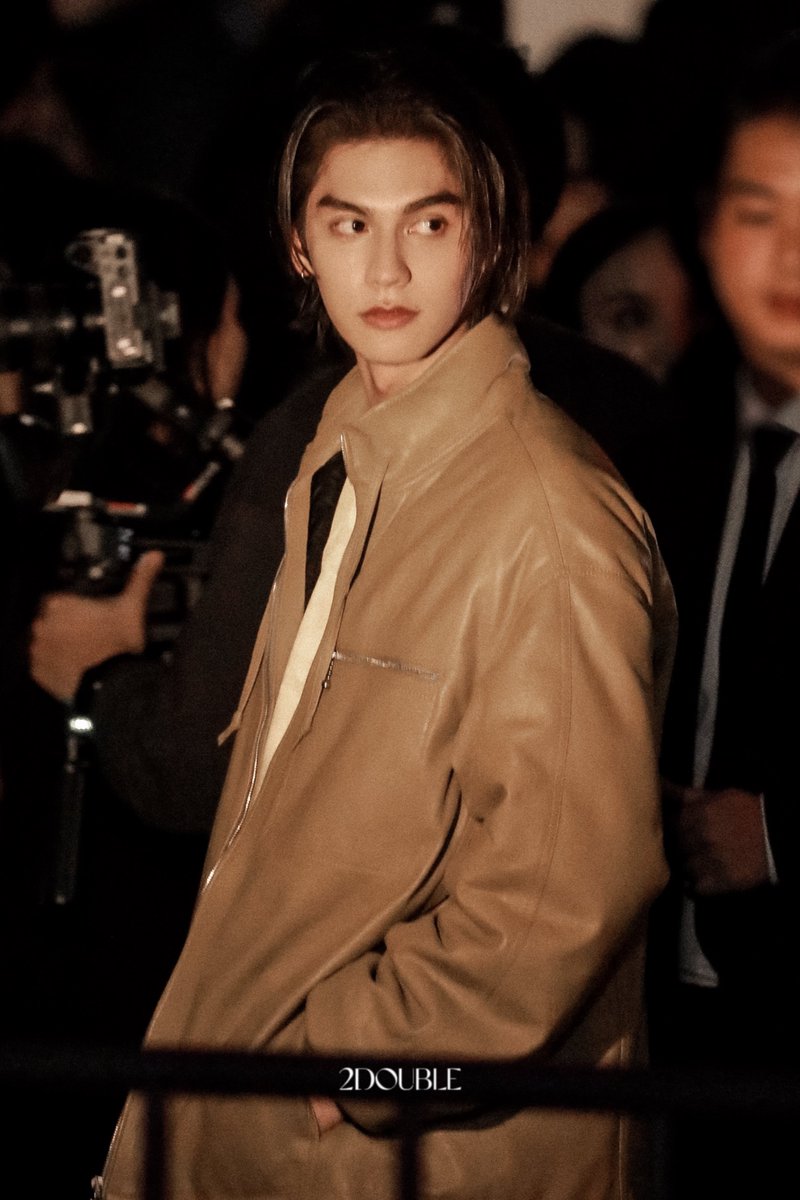 loveyou3000bw's tweet photo. Handsome to a new high🫠🫠🫠

Burberry Bright In Seoul 

#BurberryStreetsxBRIGHT 
#BurberryStreets 
#Burberry 
#bbrightvc
@bbrightvc https://t.co/xTcjhVXuSL