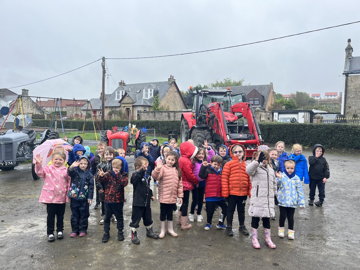 MissRBrooksAPS's tweet photo. What a fantastic week we have had to finish a super first term in P1 😃 You  should  all  be  very  proud  of  the  progress  you  have  made  ⭐️⭐️ @airthprimary https://t.co/cuXx2aHuCB