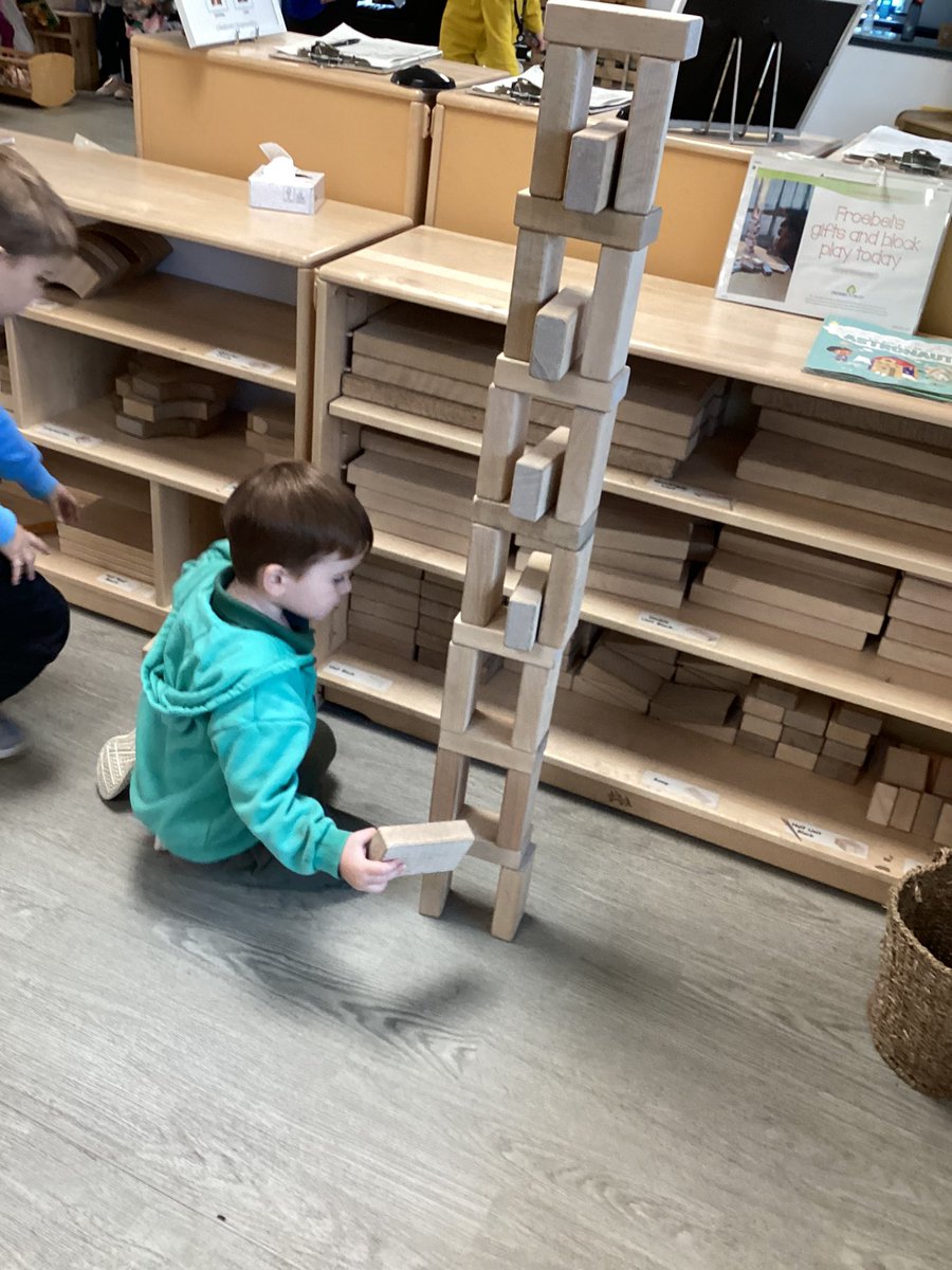 inchlairELCC's tweet image. We were doctors today in our blocks, “I’m a doctor” said R.  “I have built shelves for the doctors” said B.  R said “kind to build for me”, “These are the bandages” said H. “I’m making the hospital bed” said A. #blockplay #thecentralimportanceofplay
