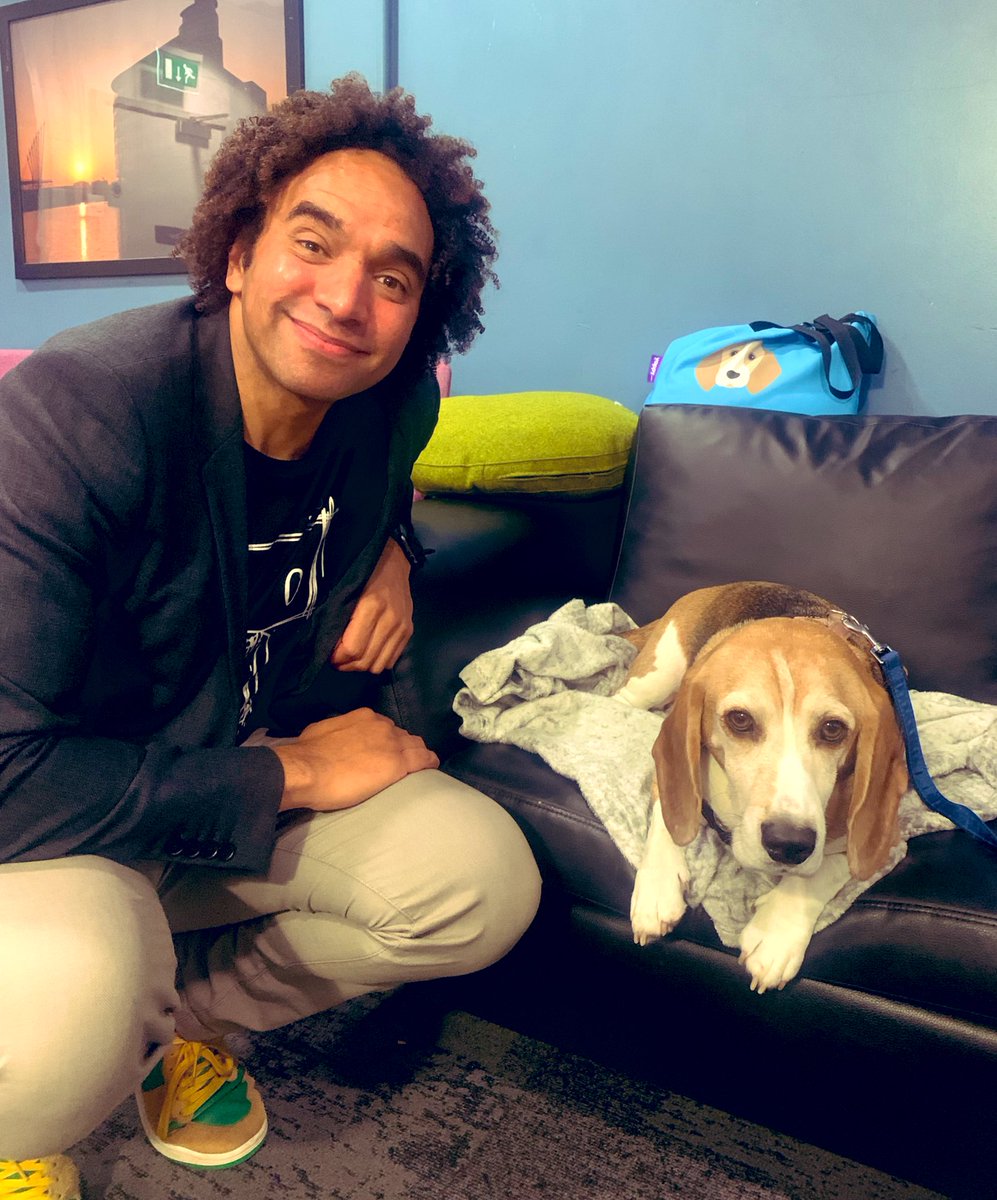 midascampaigns's tweet photo. When @UKLaureate @JosephACoelho met Henry! Don’t miss Joseph on @cbbc Blue Peter live at 5pm celebrating the final week of #LibraryMarathon and sharing a love of poetry #NationalLibrariesWeek @Booktrust 📚❤️ https://t.co/LEXkZpNbDW