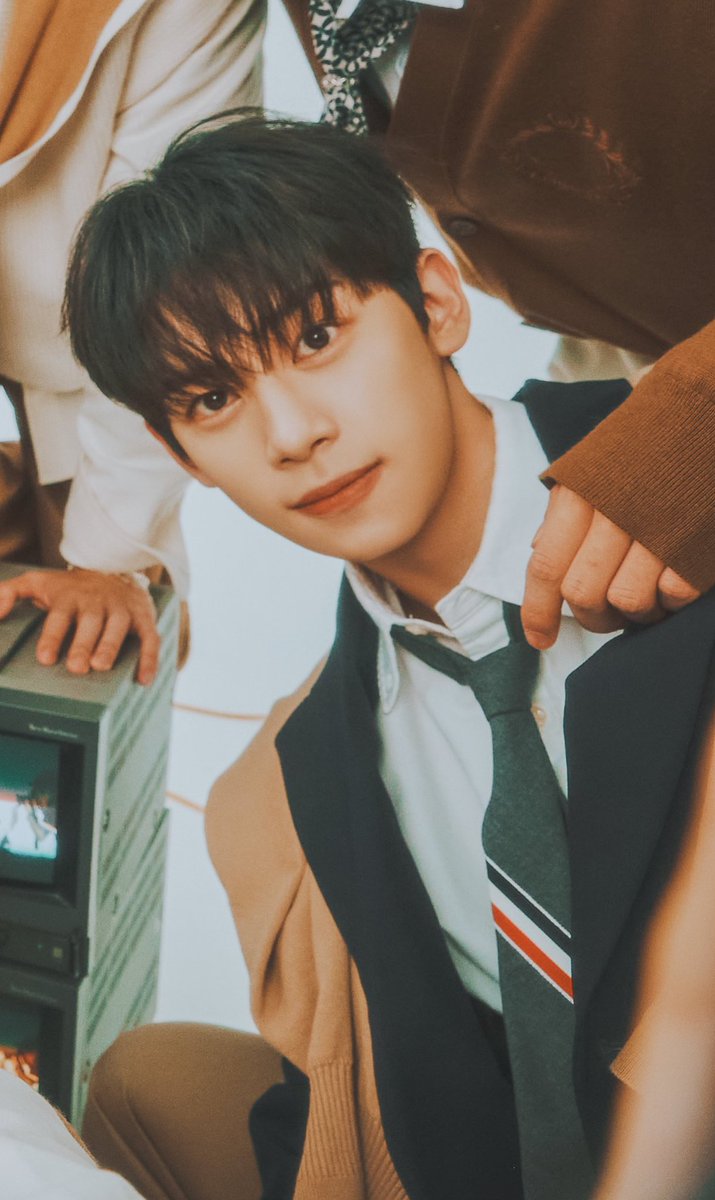 stevepics_'s tweet photo. [231007] YOUNITE 5TH EP '빛 : BIT Part.2' OFFICIAL PHOTO #1 - #스티브 cut

#스티브 #STEVE
#유나이트 #YOUNITE
#빛_BIT_Part2 #정했어 #Love_it https://t.co/B88jy3pf3t