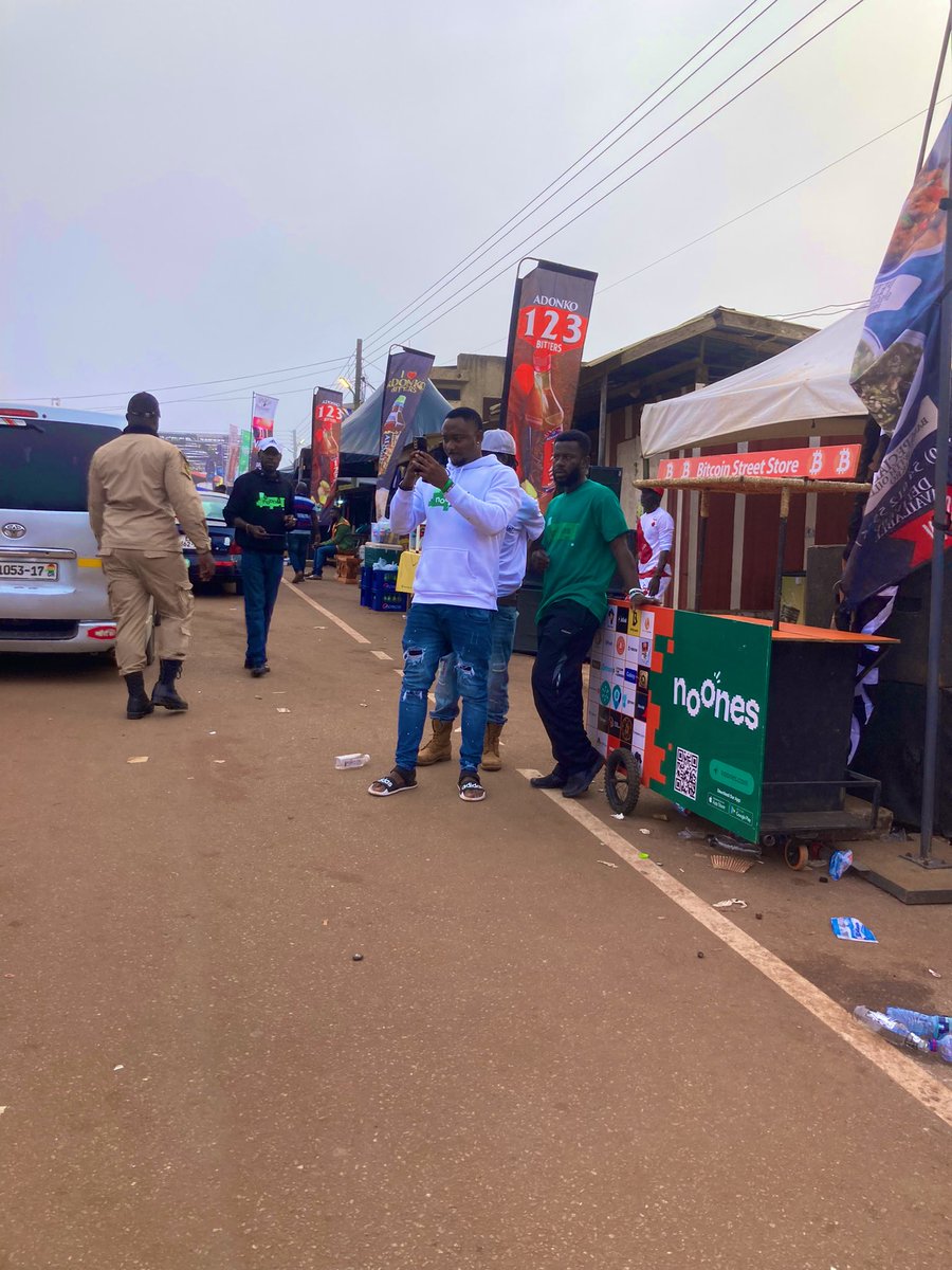 CowriesKumi's tweet photo. The #BitcoinStreetStore was a welcomed addition to the "Odwira" festival in Akropong, Eastern Region of #Ghana. @BitcoinCowries & the smart team from @noonesafrica shared their knowledge on #Bitcoin with over 400 individuals who had come to witness this historical event. https://t.co/N2j5YA9G9Z