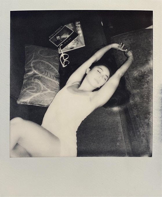 Go ahead and subscribe to my newsletter with your email for FREE✨   I&rsquo;ll be posting my original writing