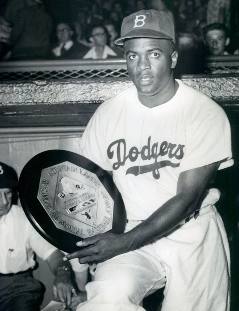 #OnThisDay October 6, 1947—Robinson’s rookie season culminates with the Brooklyn Dodgers reaching the World Series. He leads the team in home runs and stolen bases. Robinson is awarded the National League’s inaugural Rookie of the Year Award, which is now named after him.