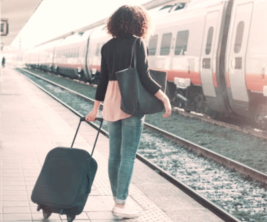 कहानी250
(One Tweet Mini Stories)
#Kahani250
संलग्न चित्र पर, एक ही टवीट में, एक अच्छी सी, नई सी कहानी लिखें और हैशटैग #Kahani250 के साथ, 8.10.23 तक पोस्ट करें।
श्रेष्ठ लेखकों के नाम 9.10.23 को घोषित किए जाएंगे!
एक हैंडल से एक से अधिक कहानी लिखी जा सकती है।
.
Cc: <a href="/AbidZaidi1/">Abid Zaidi</a>
📝