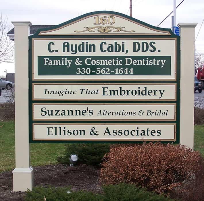 EasySignOhio's tweet photo. Multi-tenant signs are a great way to promote all of the businesses in your building. At Easy Sign, we design custom multi-tenant signs that are both eye-catching and informative.#multitenantsigns #businesssigns #signage #branding #marketing #smallbusiness #commercialsignage https://t.co/DYp8FhRmCE
