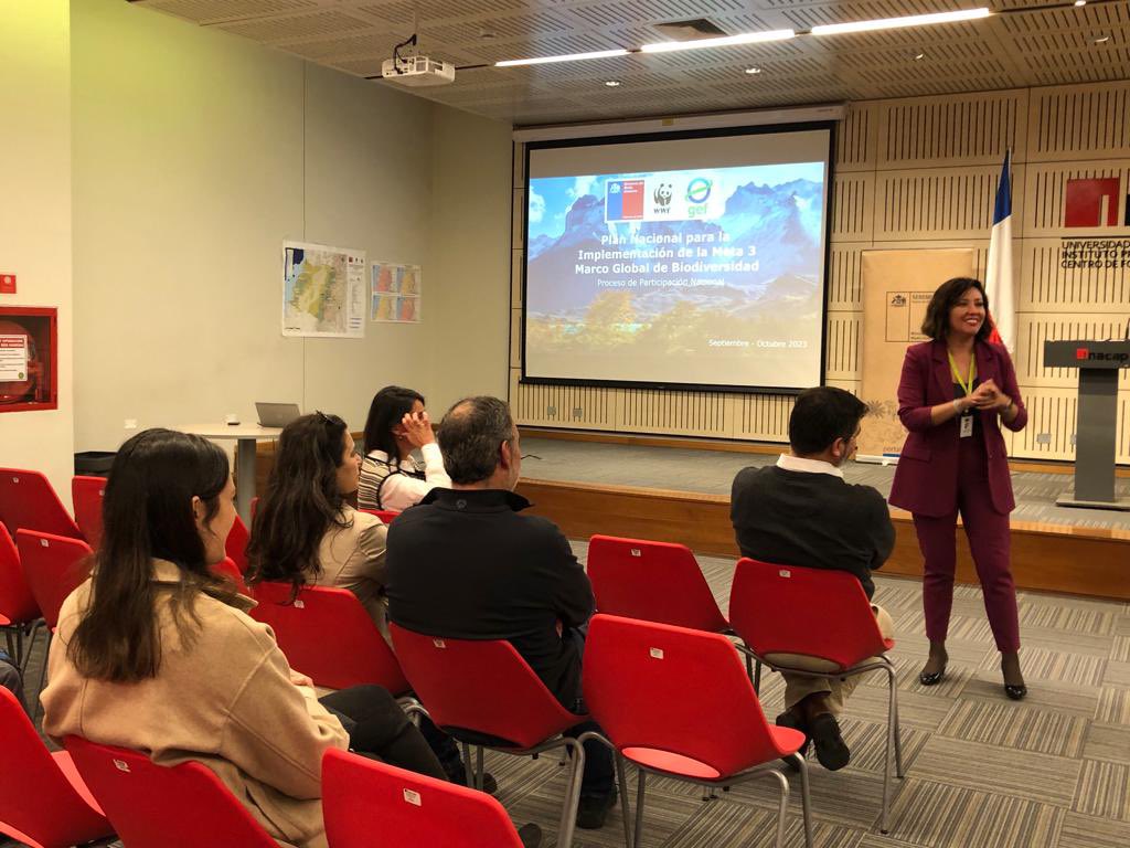 MMAmaule's tweet photo. #MMAInforma ¡En estos momentos! Se lleva a cabo el taller participativo por el diseño del “Plan Nacional para la Implementación de la Meta 3 del Marco Global para la Biodiversidad Post 2020”, en base a un proceso nacional de participación 👥💪🏾 https://t.co/IdYwMnoB9T