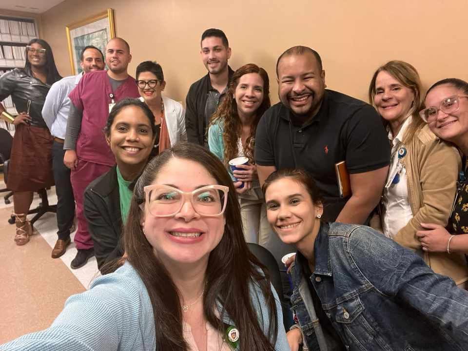 LifeLink de P. R. Oficial (@llpr_donevida) on Twitter photo Gracias al Hospital <a href="/AuxilioMutuo/">Auxilio Mutuo</a> por recibirnos para llevar a cabo el taller educativo al personal de trabajo social en celebración a su semana.
#lifelinkpuertorico
#Registratecomodonante
#DoneVida Gracias al Hospital <a href="/AuxilioMutuo/">Auxilio Mutuo</a> por recibirnos para llevar a cabo el taller educativo al personal de trabajo social en celebración a su semana.
#lifelinkpuertorico
#Registratecomodonante
#DoneVida
