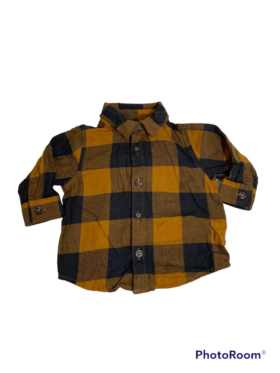 LatationsEcd's tweet image. Good Morning All. Take a look at these Adorable infant Pieces. Old Navy Plaid Cotton Button Down and Old Navy Super Soft Distressed Pull on Jeans. 

#jeans #buttondowns #kids #toddlers #boys #cute #oldnavy #momboss #momprenuer #entreprenuer #entreprenuerlife #resale #reseller